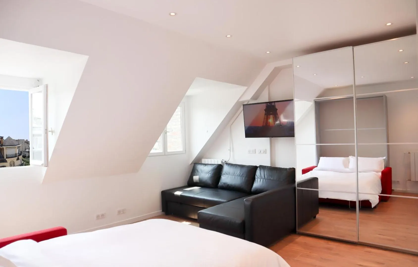 Bed and Breakfast Trocadero & Eiffel Tower Paříž 0*,